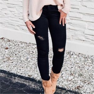 ARTICLES OF SOCIETY Skinny Distressed Jeans / Denim - Size 25